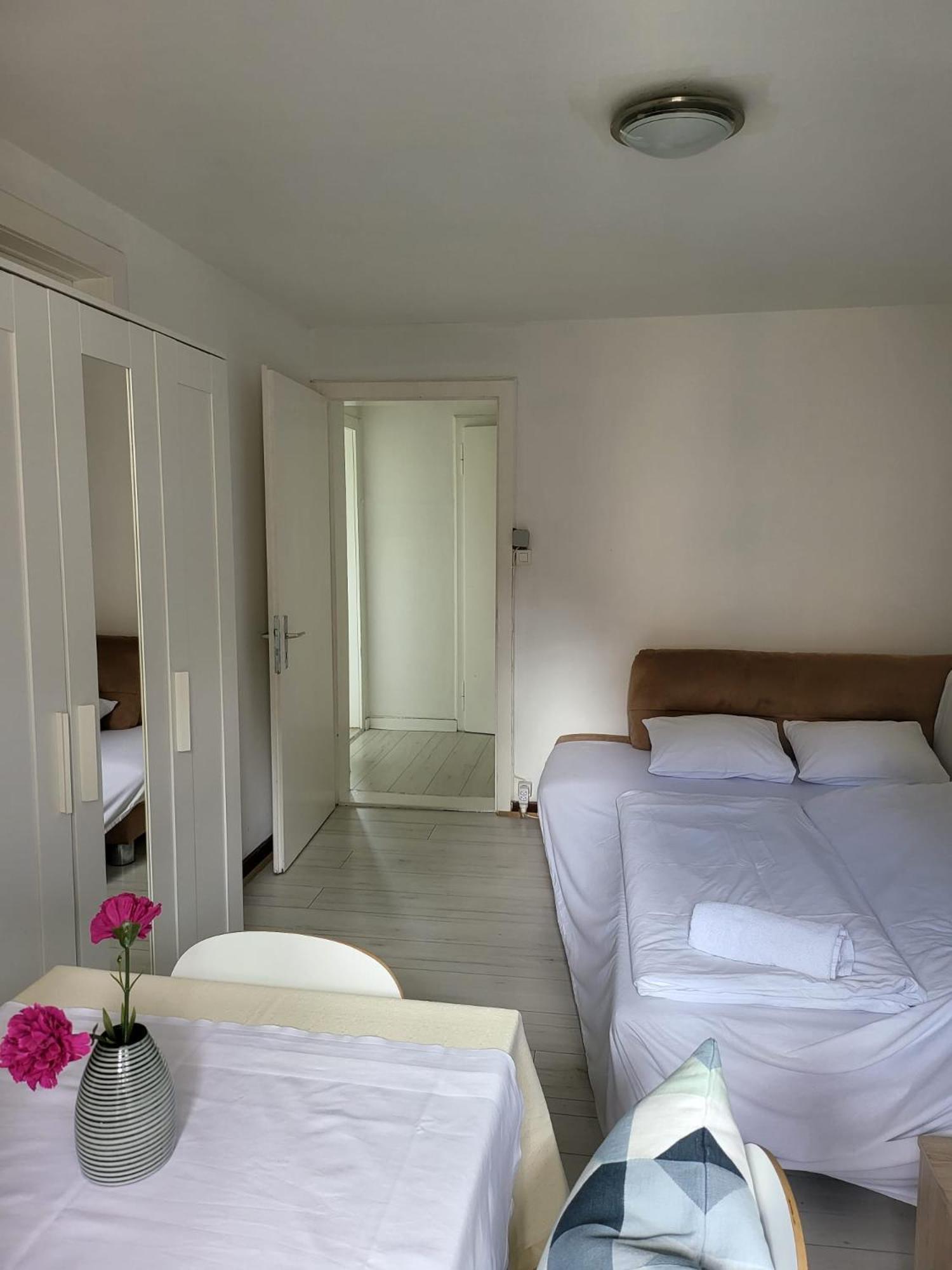 Bastis Central Guesthouse Lucerne City Экстерьер фото